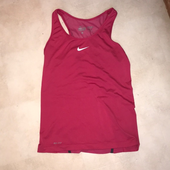 Nike Tops - Nike Pro Combat Tank